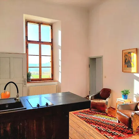 Apartment Stylish Getaway At Austrian Renaissance Castle *