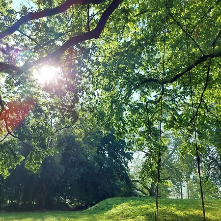 Stylish Getaway At Austrian Renaissance Castle Apartamento *