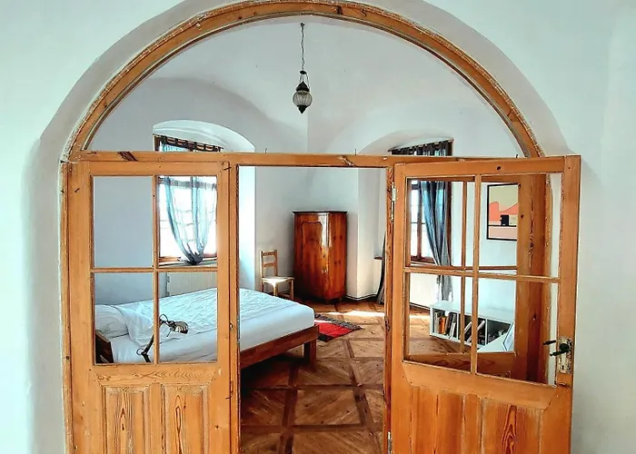 شقة Stylish Getaway At Austrian Renaissance Castle *